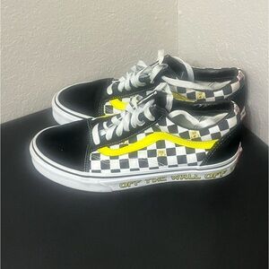 Spongebob Squarepants Vans Old Skool Off the Wall size men 5.5 women 7